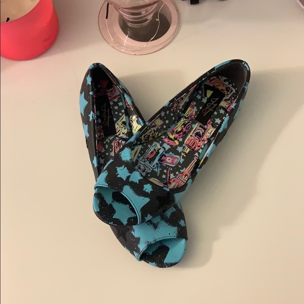 Iron fist star flats